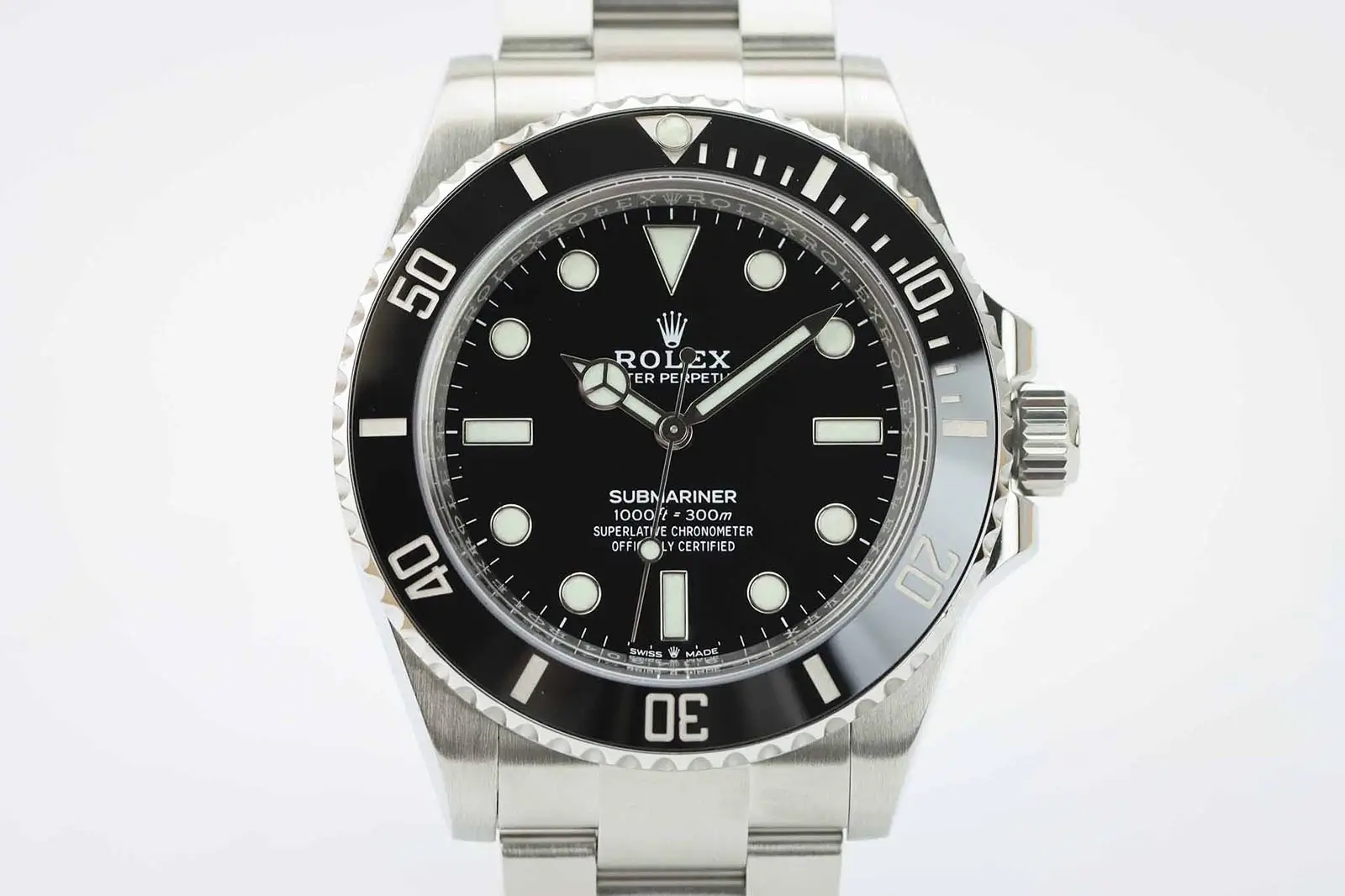 Rolex Submariner Non Date 124060 | 2021 | Full Set | £8950