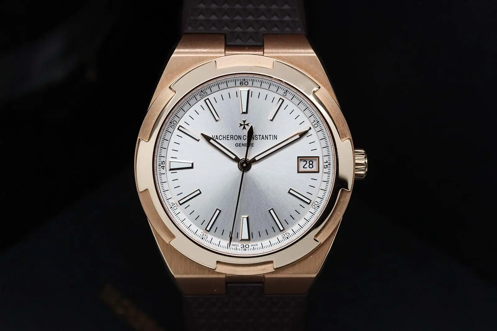 Vacheron Overseas 4500v-000r | 2022 | Full Set | £29950