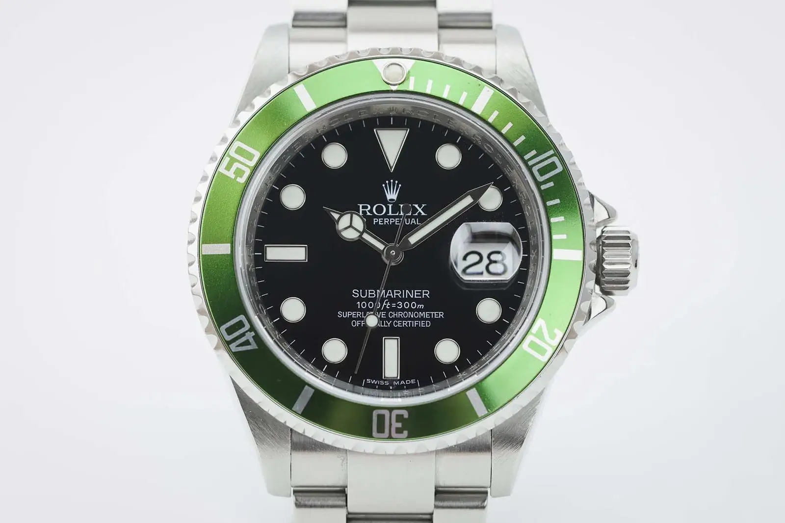 Rolex Submariner Date 16610LV Kermit 2011 | Full Set | £10450