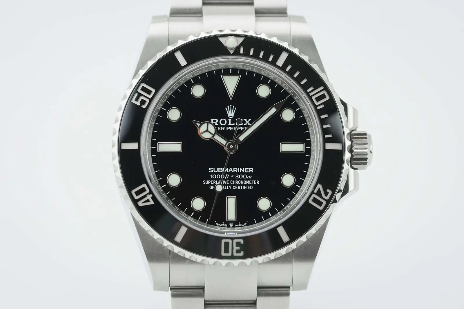 Rolex Submariner Non Date 124060 | 2023 | Full Set | £8950 | TSL00195