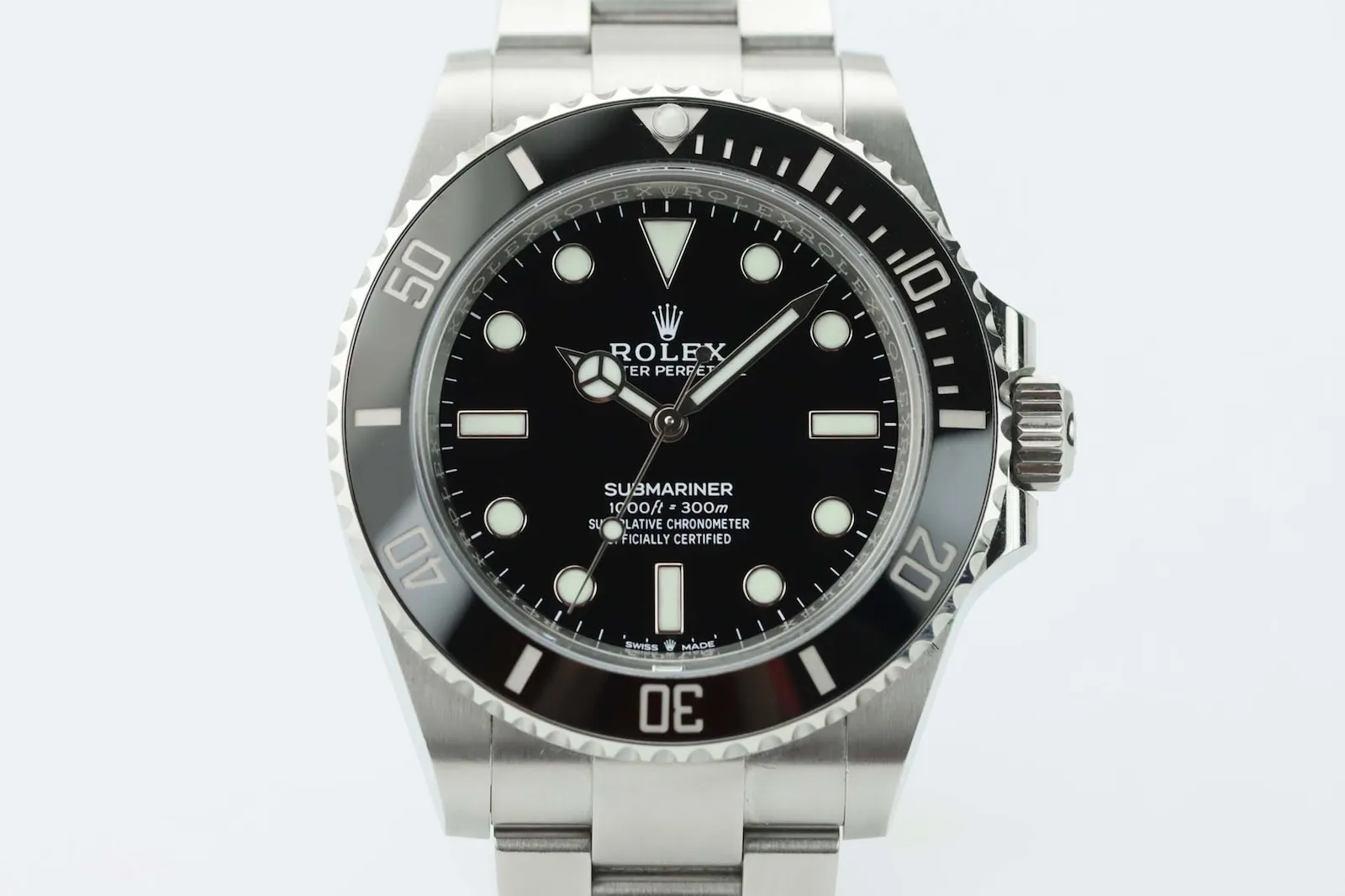 Rolex Submariner Non Date 124060 | 2023 | Full Set | £8950